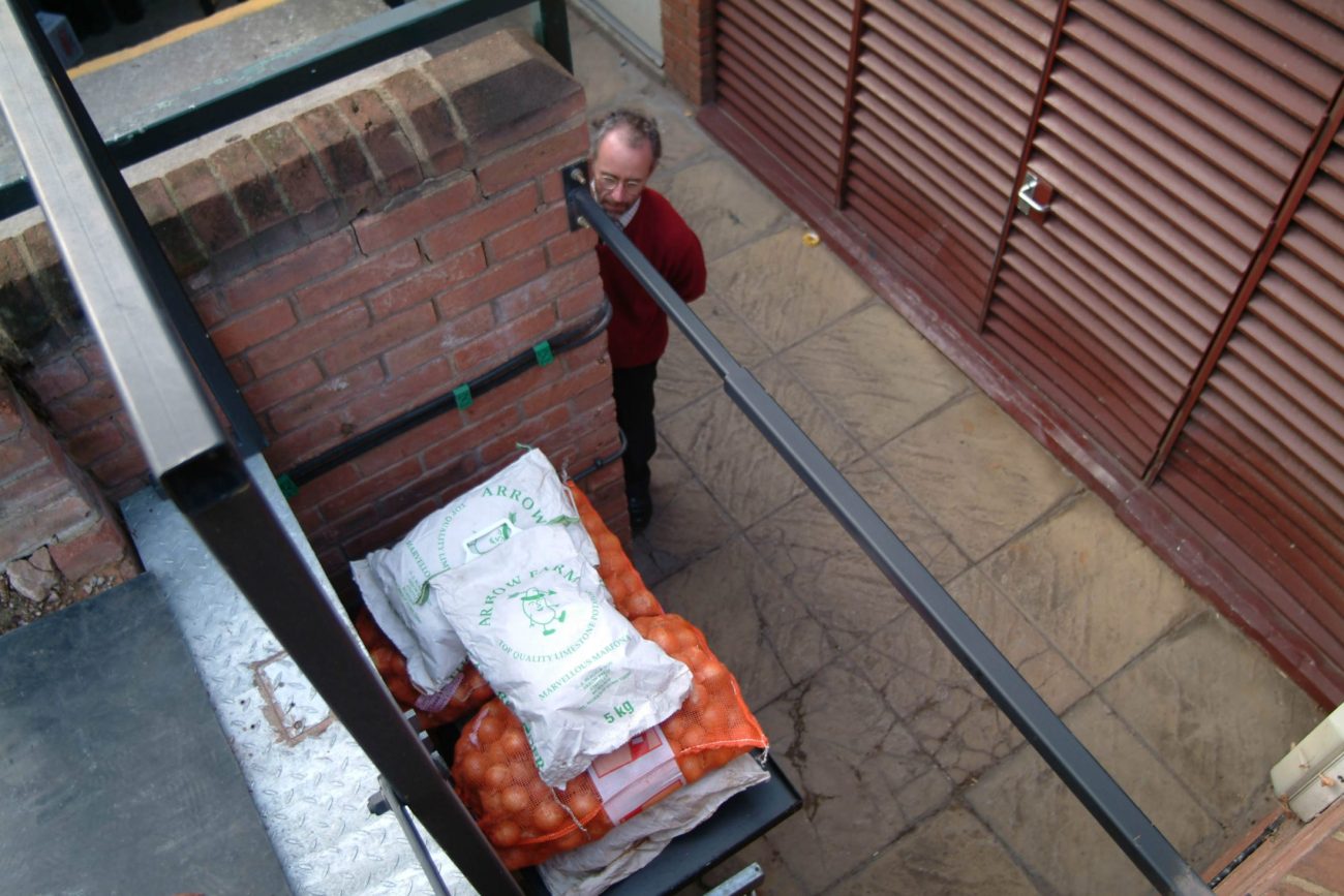 Village Hotel High View 1300X0 C Default[1]