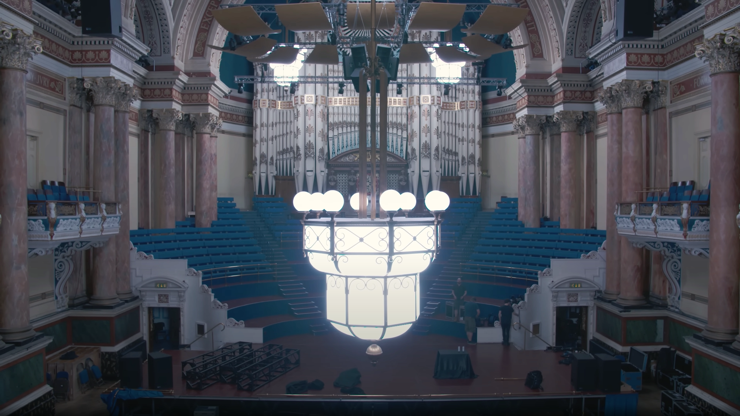 Leeds Town Hall Chandelier Winch System Case Study Screenshot