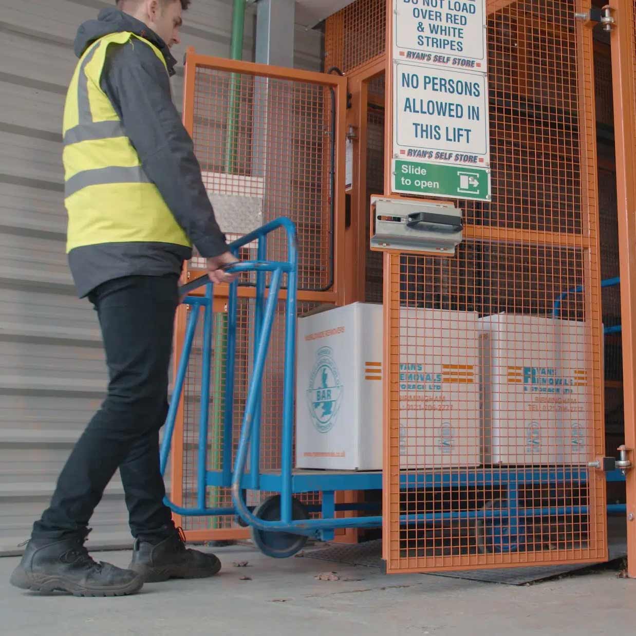 Mezzlift Solution Loading Lift Sq